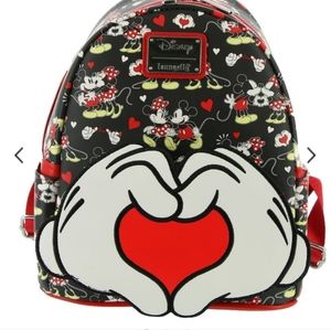 Loungfly Disney Mickey & Mini Hands of love special Edition Mini Backpack/purse